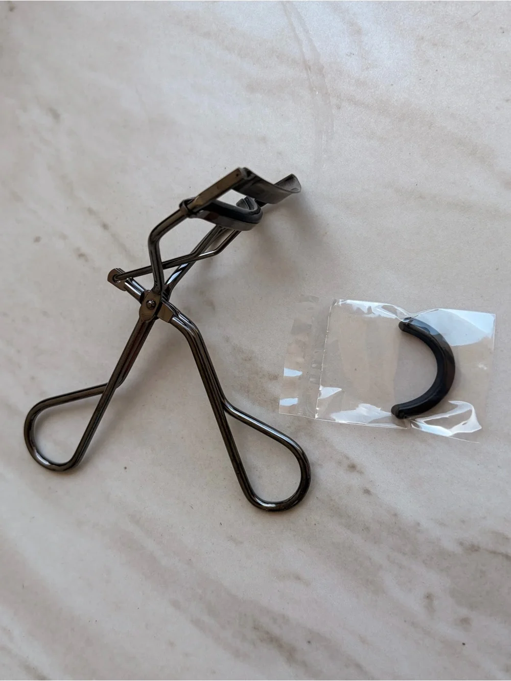 Shiseido Eyelash Curler - Gunmetal